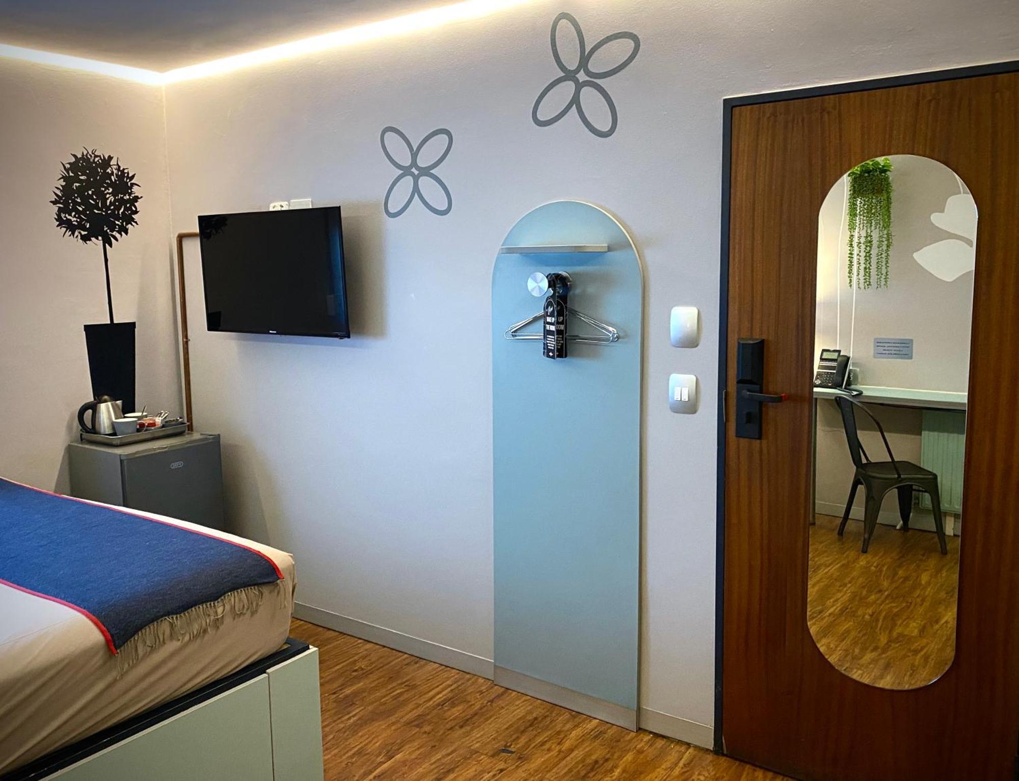 Bannister Hotel Йоханесбург Екстериор снимка