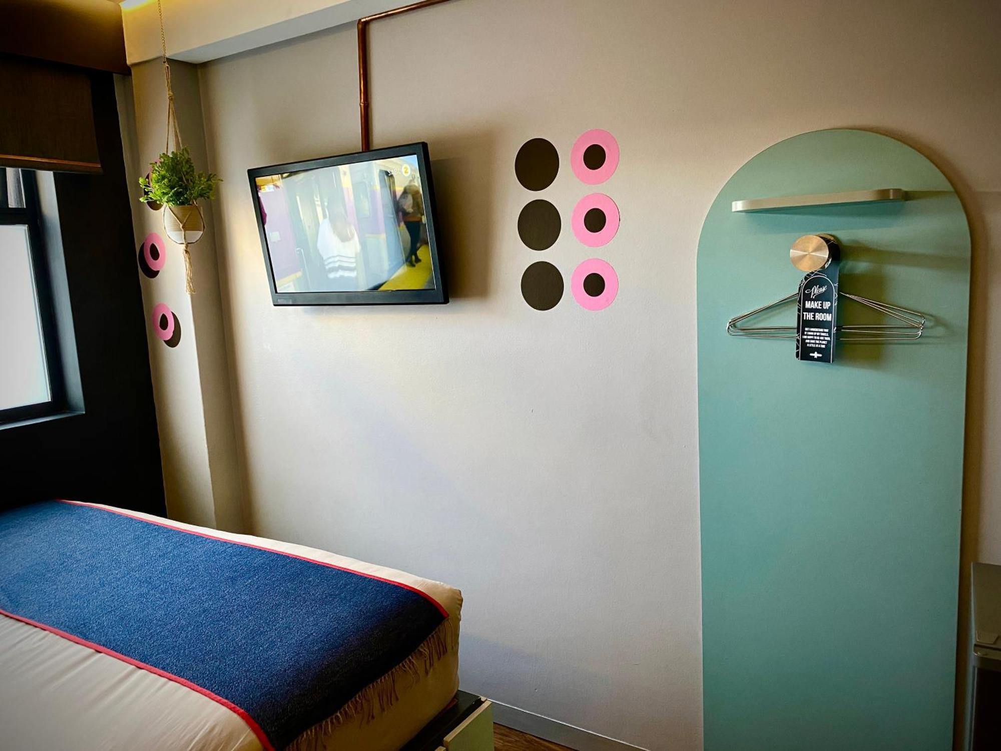 Bannister Hotel Йоханесбург Екстериор снимка
